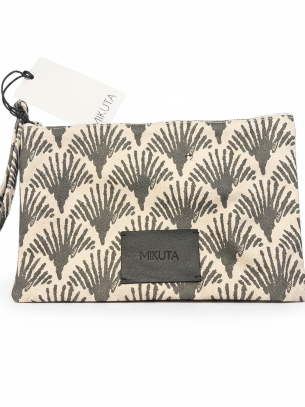Mikuta Wristlet/ Clutch New With Tag Black & Cream